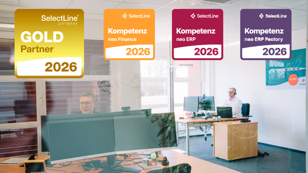 Titelbild Büroszene vom SelectLine Fachhändler in Niedersachsen Sartissohn Software mit dem Geschäftsführer Mike Olaf Sartissohn und Vertriebler Jürgen Sörensen; Auf dem Titelbild im Vordergrund die Logos SelectLine Gold Partner 2026