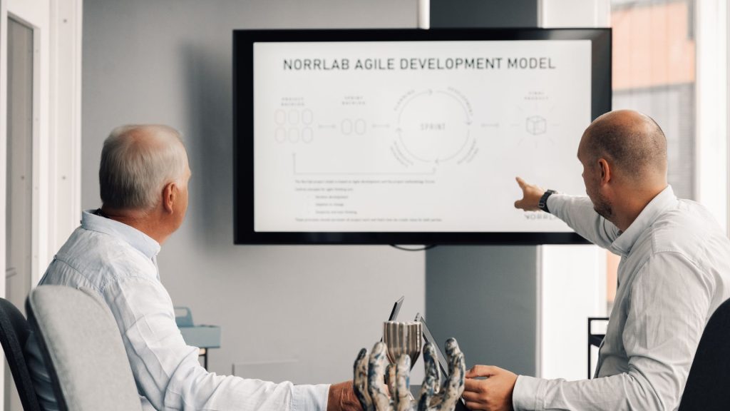 Norrlab Management zeigt strategische Produktsteuerung mit regelbasierte Produktkonfiguration für fehlerfreie Angebotserstellung